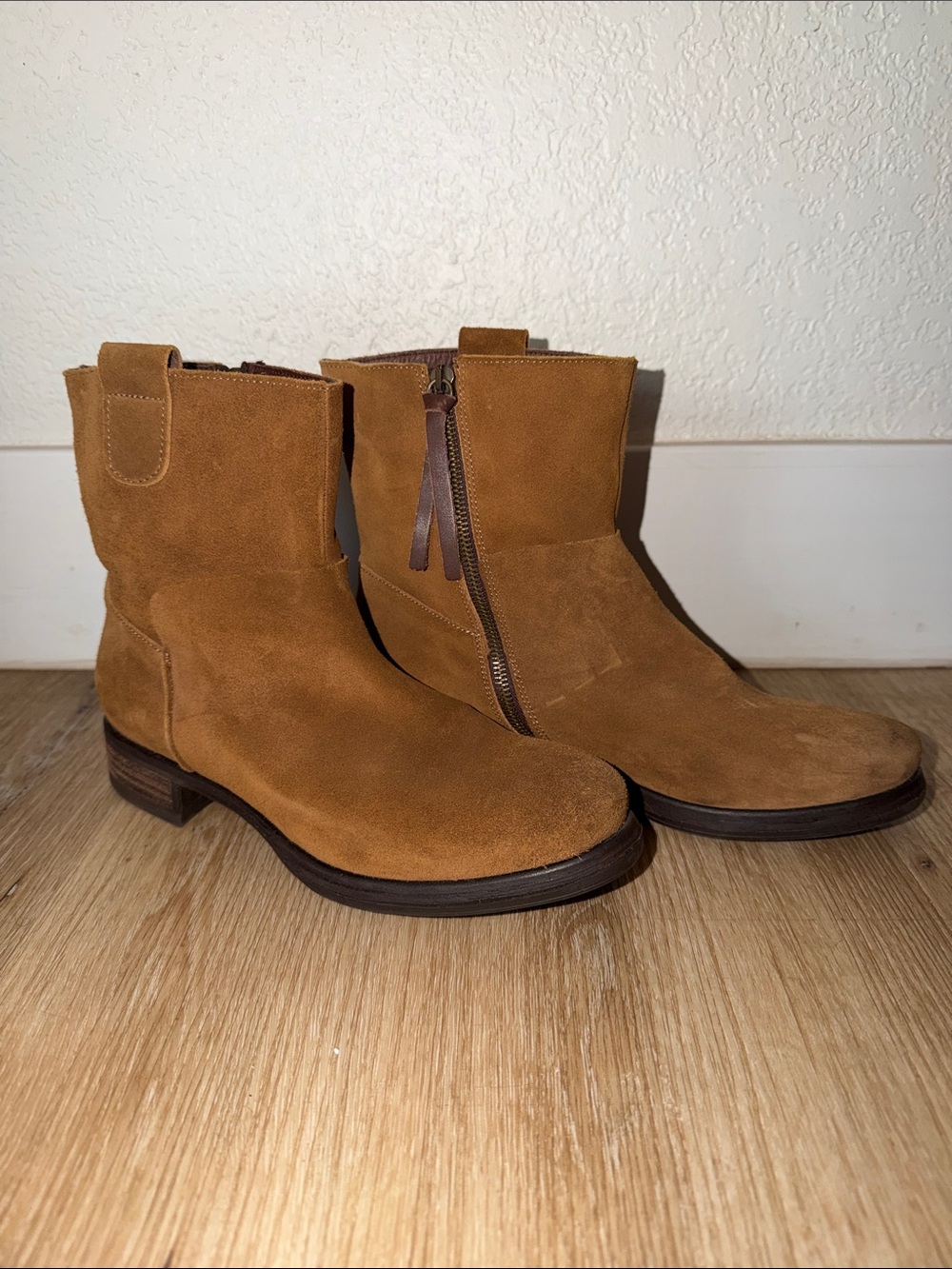 Anthropologie Coque Terra Boots
- Tan